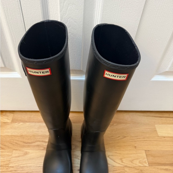 Hunter Women's Original Tall Rain Boots 🌧️☂️👢 - Picture 7 of 9